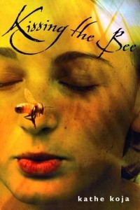 Книга Kissing the Bee