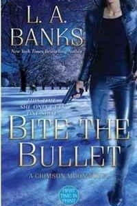 Книга Bite the Bullet (Crimson Moon, Book 2)