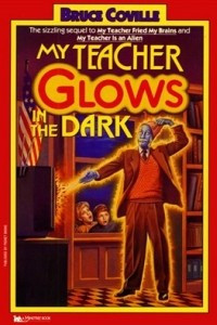 Книга My Teacher Glows in the Dark