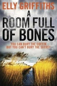Книга A Room Full of Bones
