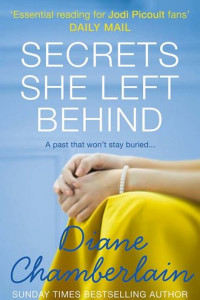 Книга Secrets She Left Behind