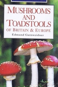 Книга Mushrooms and Toadstools