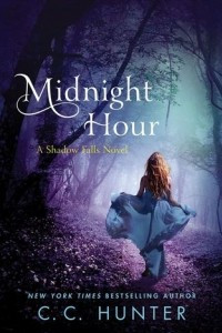 Книга Midnight Hour