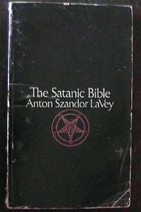 Книга The Satanic Bible