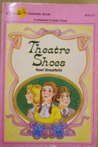 Книга Theatre Shoes (Shoes #4)