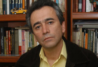 Автор - Эвелио Росеро