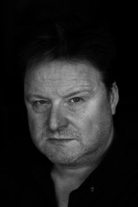 Автор - Гарет Л. Пауэлл