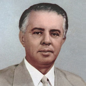 Автор - Энвер Ходжа